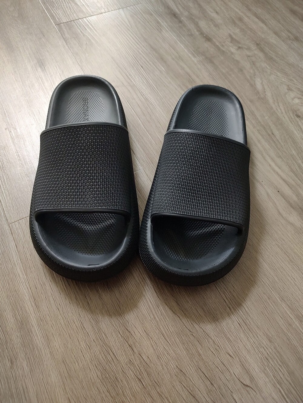 Bronax Black Women's Slides Sandals